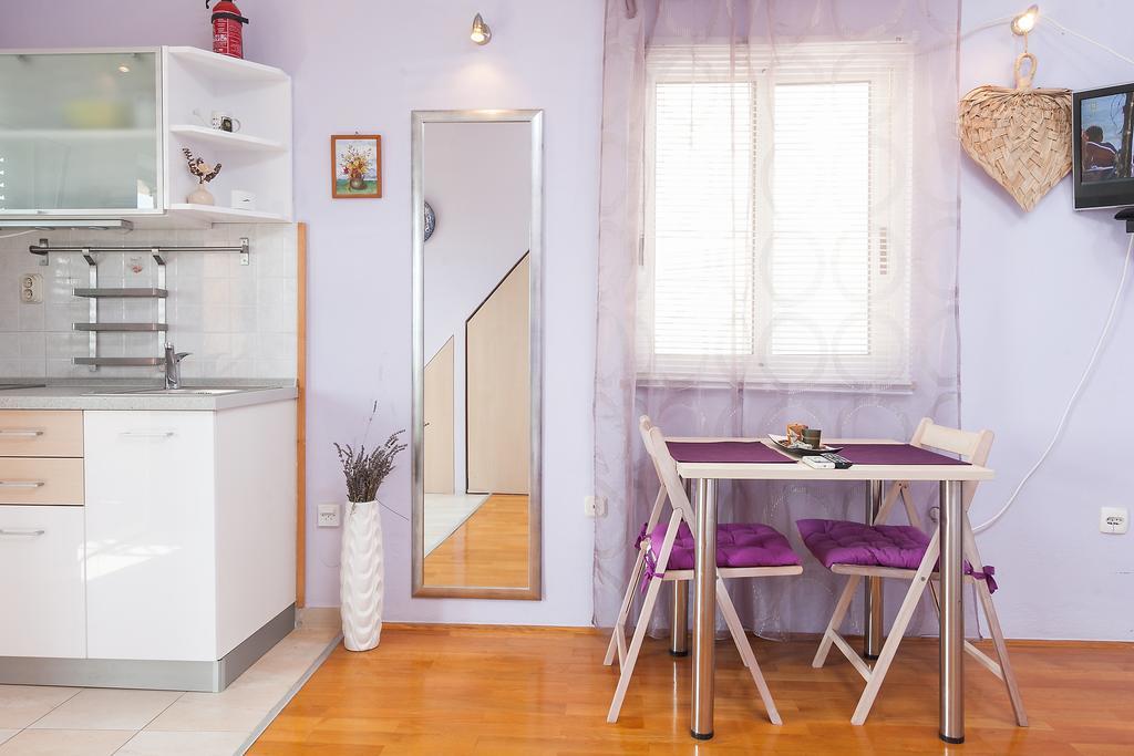 Studio Apartment Odak พอดโกรา ภายนอก รูปภาพ