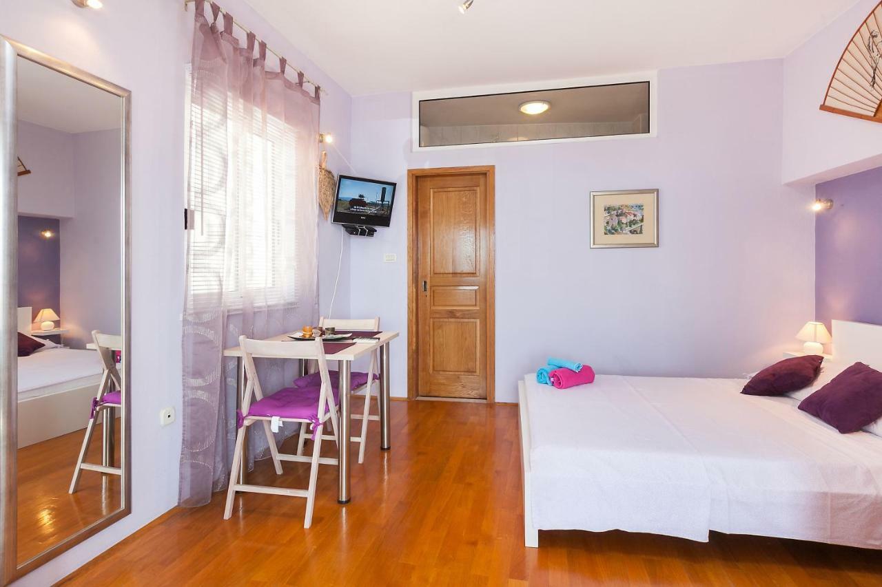 Studio Apartment Odak พอดโกรา ภายนอก รูปภาพ